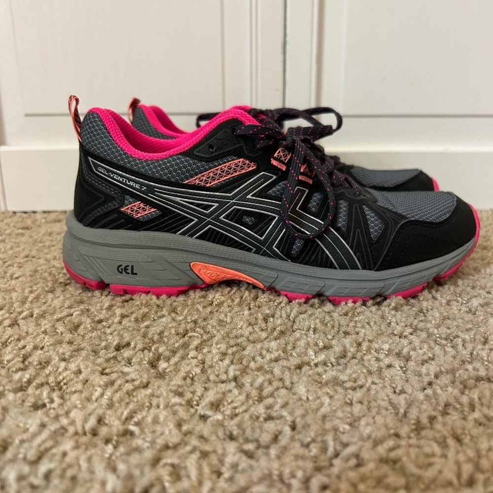 Asics Women’s Gel Venture 7 Pink and Black